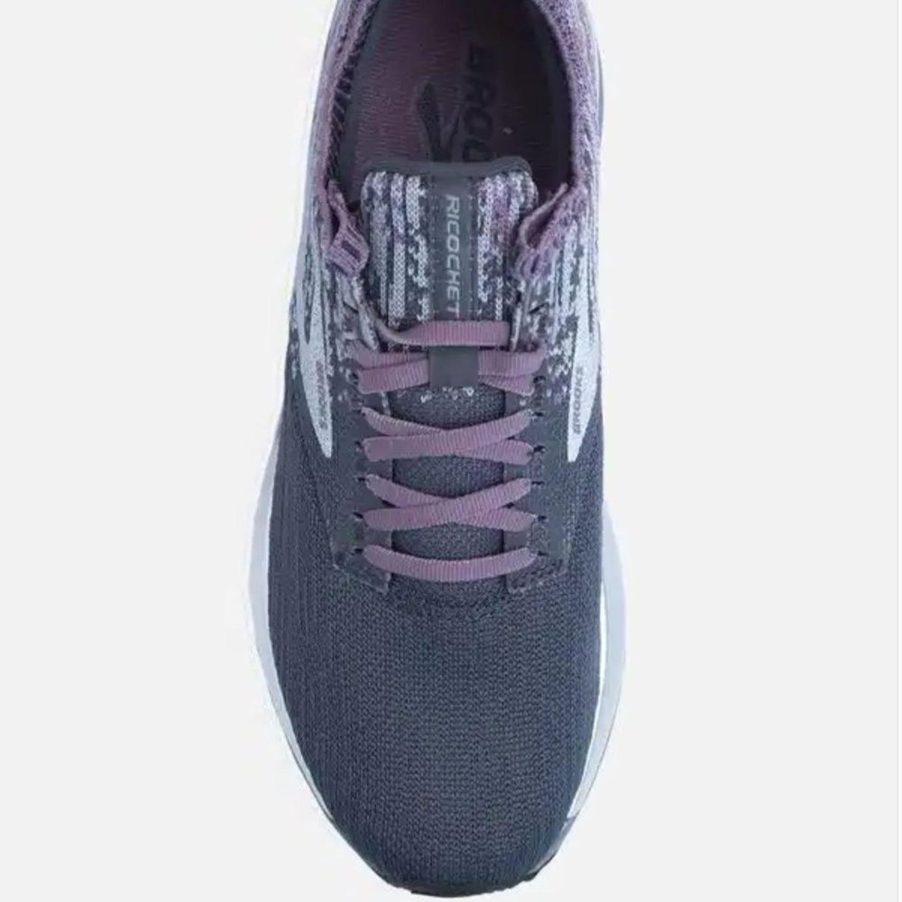 SOLD!!! NWT BROOKS RICOCHET Running Shoe - Picture 4 of 6